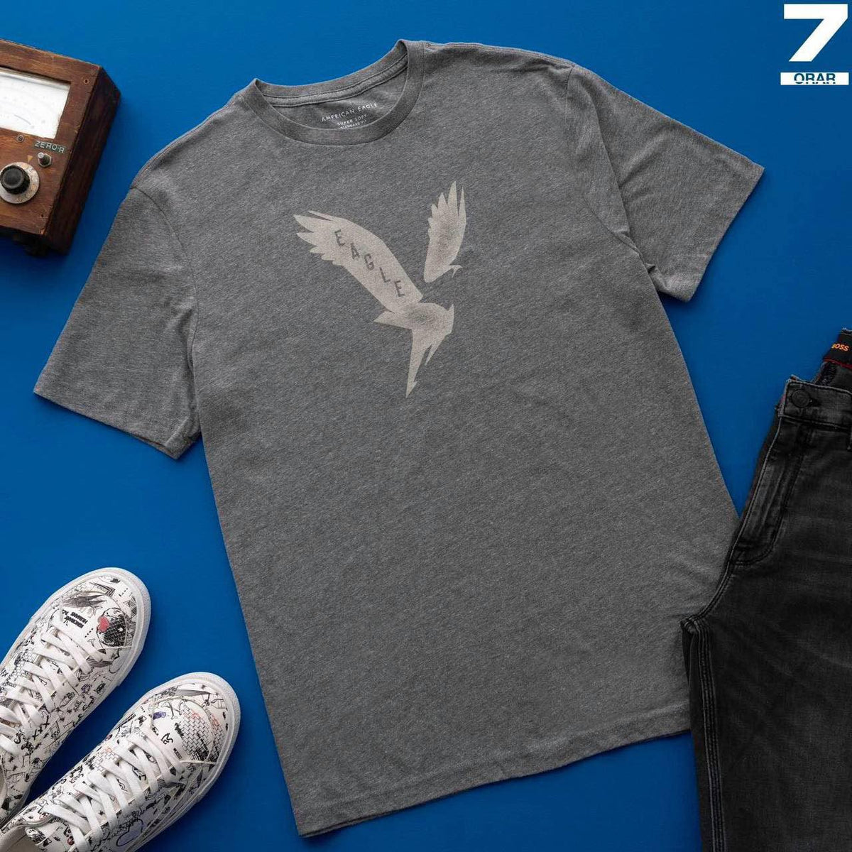 AMERICAN EAGLE T-SHIRT